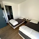 Les Du Manoir 1 Hébergement de vacances Le Manoir (Calvados)